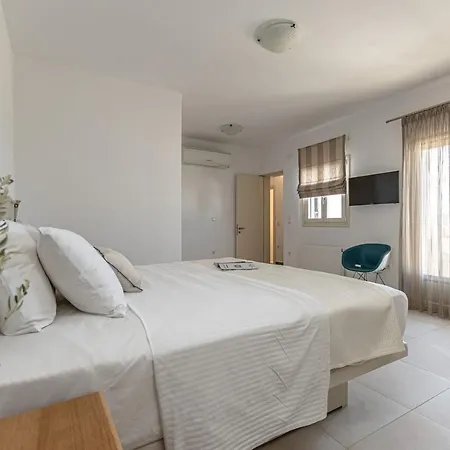 Hotel Orkos 2*