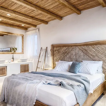 Orkos Hotel 2*