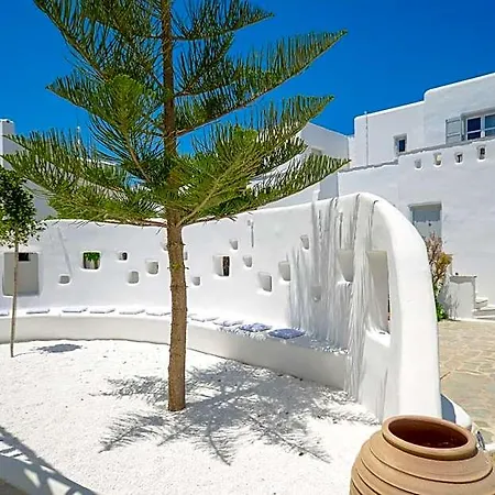 Orkos Hotel 2*