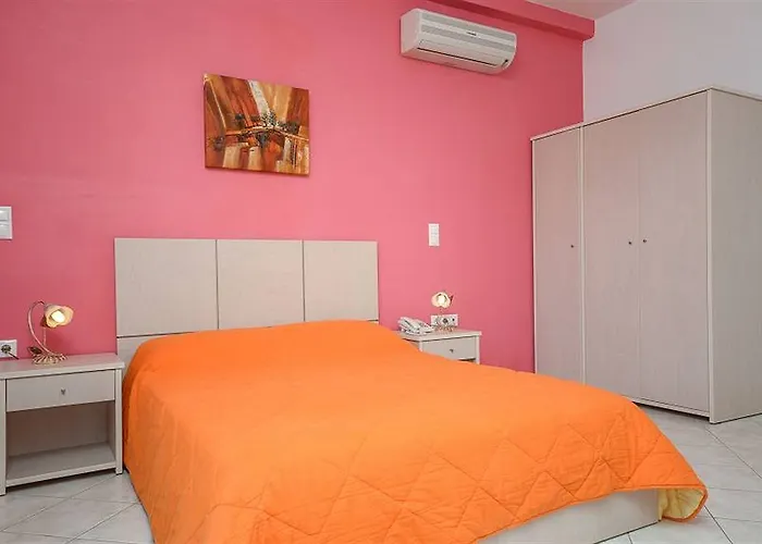 מלון Orkos מיקרי ויגלה